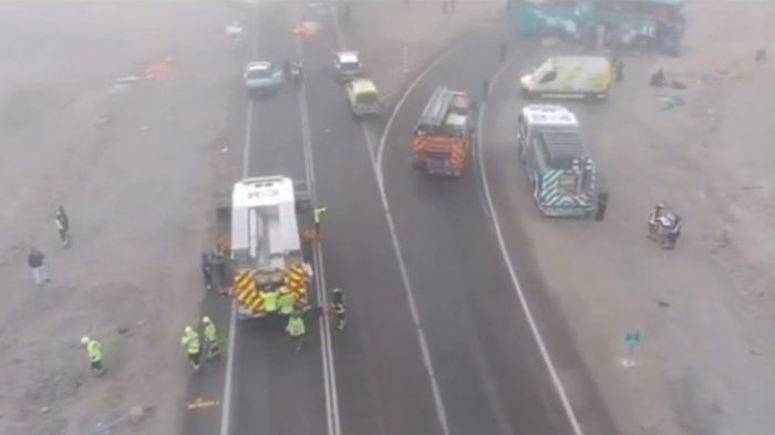 Fatal accidente en la Ruta 5 deja cuatro fallecidos y 15 heridos en Antofagasta