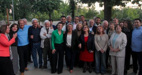 Tohá cierra filas con Jara y apunta a miembros de ex Concertación que cruzaron a comando de Matthei