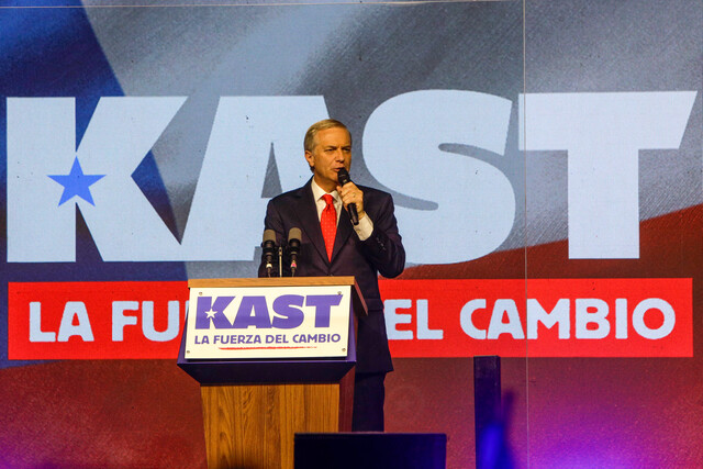 Kast agradece apoyo de Matthei y propone trabajo “en unidad con los distintos equipos”