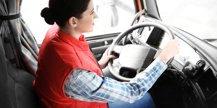 Más de dos mil mujeres al volante: Chile avanza hacia una movilidad con perspectiva de género