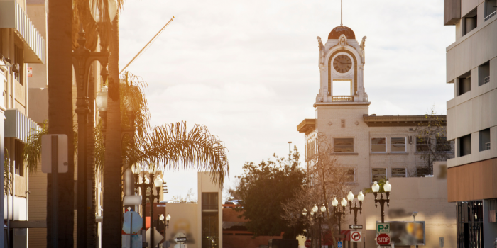 Santa Ana, la joya escondida de California que mezcla arte urbano, cultura y naturaleza