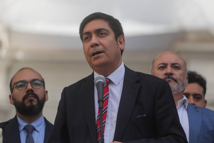 Victor Ramos por críticas de Kast: el Gobierno “no está preocupado de lo que diga algún candidato”