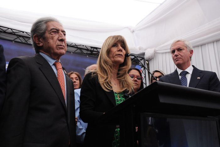 El colchón de votos de Demócratas se decanta por Kast: “El país eligió un rumbo”