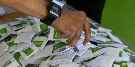 Con las mayorías ciudadanas en el centro, siempre