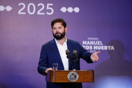 Boric acusa que Ley de 40 horas "ahora se la tratan de apropiar sectores de la derecha"