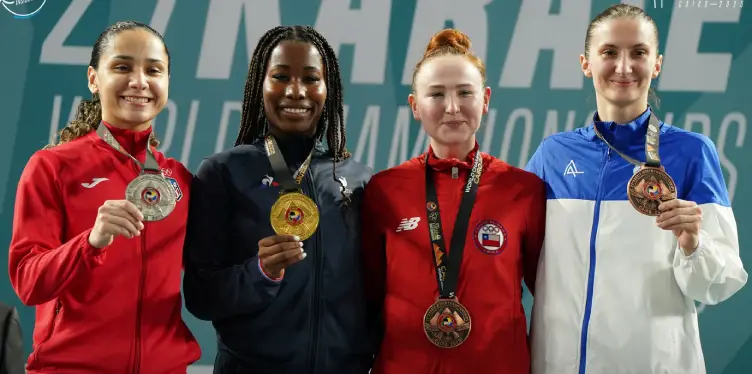 Deportista se convierte en la primera chilena en ganar una medalla en un mundial de karate