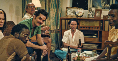 'One Battle After Another' domina unos los Globos de Oro que consagran el talento latino