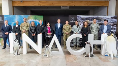 Gabriela Mistral llega a la Antártica