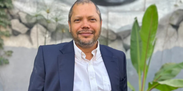 Antonio Díaz-Araujo: “Chile es un país sin paradigmas cuando le toca votar”