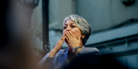 Jara reaparece en reunión con Bachelet luego de su derrota: "Hay que reflexionar con templanza""