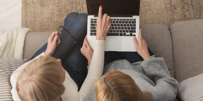 Personas mayores en Chile lideran una adopción creciente de Inteligencia Artificial y modelación 3D