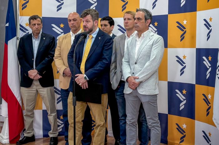 Tensión, distensión y líneas rojas: la estrategia de Kaiser para integrarse al gabinete de Kast