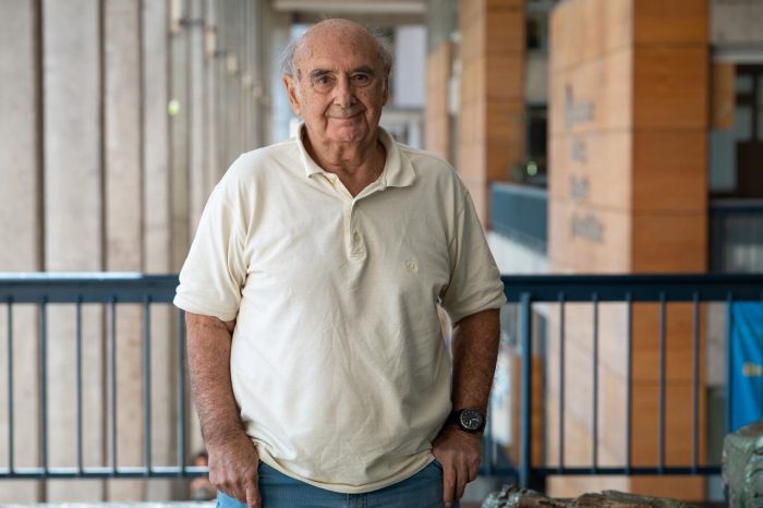 Alessandro Portelli, historiador italiano: "La hegemonía de la derecha se basa en el miedo"