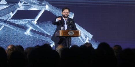 Presidente Boric ante el empresariado: "Chile no se cae a pedazos"