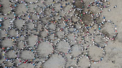 Estudio 3xi: urgencias inmediatas dominan el desarrollo y proyectos colectivos quedan para después