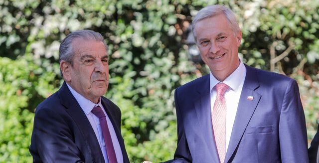 Presidente electo Kast se reencuentra con Frei: abre puerta a un cargo y anuncia cita con Bachelet