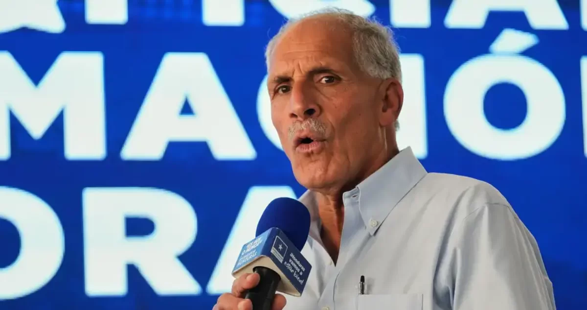 En medio de denuncias de fraude, Gobierno reconoce triunfo presidencial de Nasry Asfura en Honduras