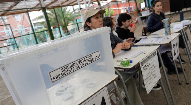 Cuenta regresiva para votar en segunda vuelta: menos de una hora para el cierre de mesas