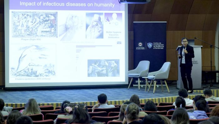 Jornada científica buscó fortalecer la preparación en Chile frente a futuras pandemias