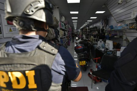 Fiscalía y PDI desarticulan banda que lavaba dinero proveniente de estafas internacionales