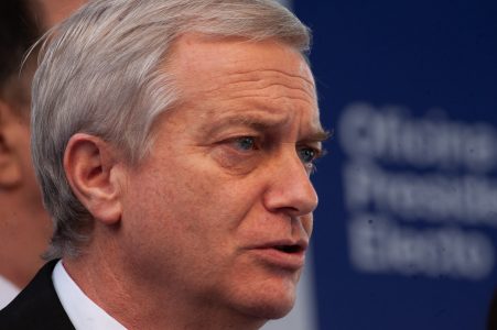 Kast llama a la solidaridad por incendios y compromete coordinación con Boric para la reconstrucción