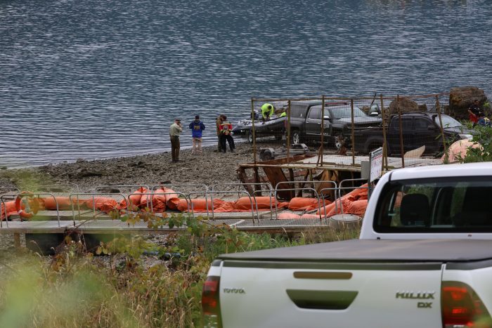Rescatan cuerpo de dos de las 6 personas desaparecidas en Estuario Reloncaví