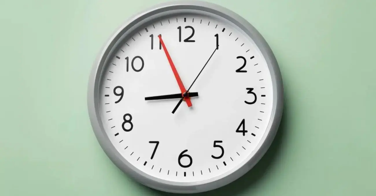 Cambio de hora en Chile: cuándo comienza el horario de invierno en 2026