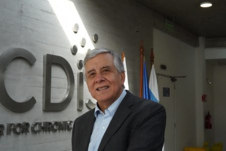 Sergio Lavandero es reconocido en el lanzamiento del Congreso Futuro 2026