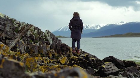 “Cuando las nubes esconden la sombra”: poética de duelo y transitoriedad en el cine de Torres Leiva
