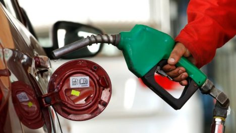 Precios de las bencinas esta semana: revisa el precio del combustible para iniciar de año