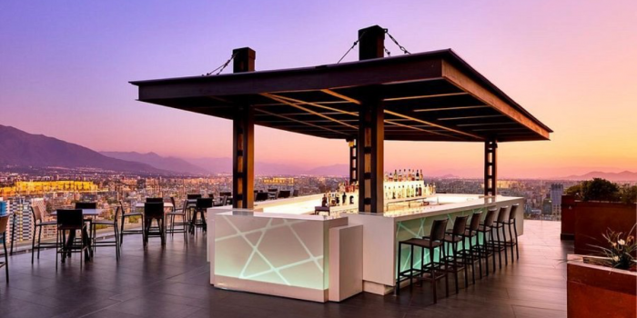 Bar renueva su carta astrológica y propone un viaje zodiacal en clave de coctelería de autor