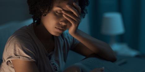 Irritabilidad, insomnio y ansiedad: la depresión estacional también puede manifestarse en verano