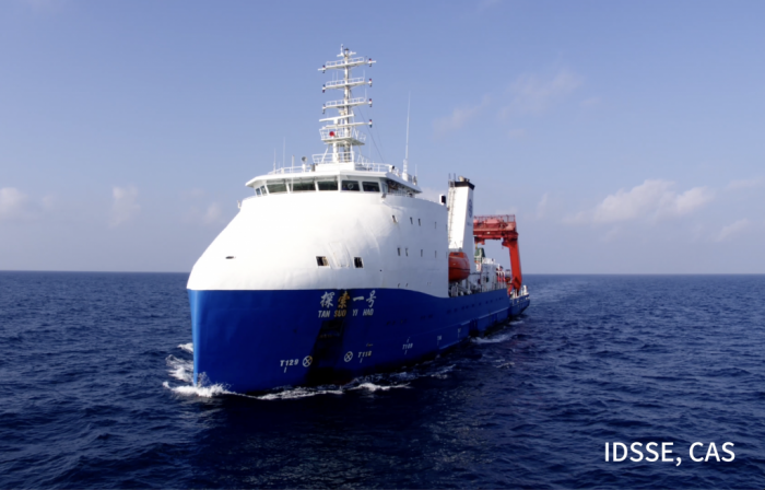 Histórica expedición JCATE: Lanzan la primera búsqueda de nuevos ecosistemas en la Fosa de Atacama