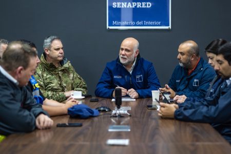 Gobierno anuncia bonos de 150 y 10 UF para damnificados por incendios forestales