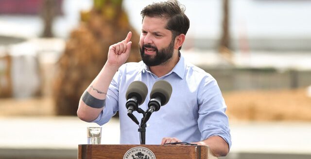 Presidente Boric llama a extremar prevención ante alerta por altas temperaturas en zona centro sur