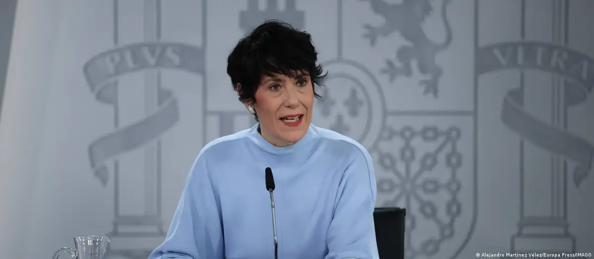 España prevé dar estatus legal a medio millón de inmigrantes