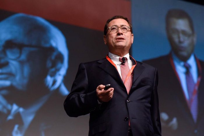 Francisco Pérez Mackenna: el buque de Luksic a Cancillería