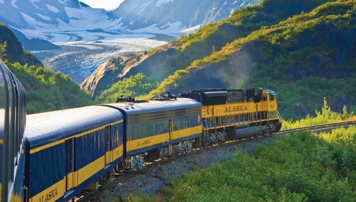 Ruta turística en Alaska: así es el “Expreso Polar”, el tren de cristal que cruza el Ártico