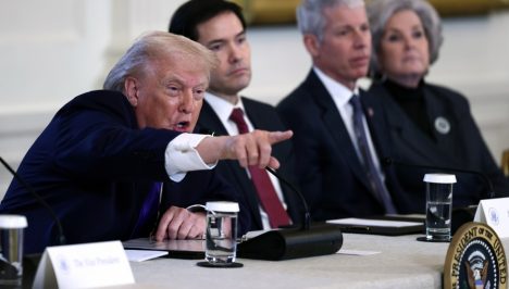 Donald Trump: "Vamos a hacer algo con Groenlandia, ya sea por las buenas o por las malas"