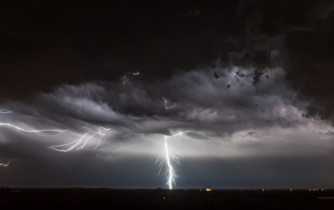 Entre el hielo, el fuego y el silencio: la semana en que Chile debilitó su defensa climática