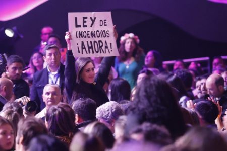 Fuego avanza y el Congreso se demora: Ley de Incendios atrapada entre urgencias y disputas políticas