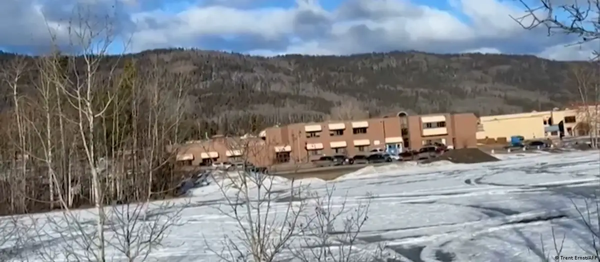 Al menos diez muertos en tiroteo en una escuela de Canadá