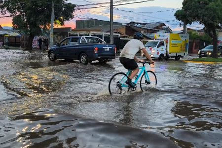 Senapred ordena nuevas evacuaciones en Biobío y La Araucanía por desbordes de ríos