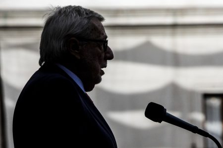 Boric convocó a reunión en La Moneda tras revocación de visas por EE.UU.