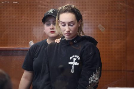 Fran Maira queda con firma y arraigo tras formalización por choque que dejó a motociclista grave