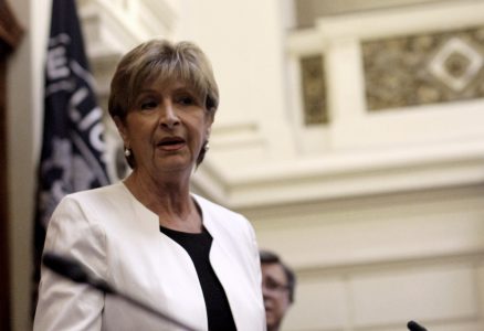 Actualizan estado de salud de 'Martita' Larraechea: se encuentra estable dentro de su gravedad