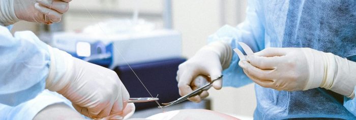 Cirugías estéticas en Chile: cómo evitar clínicas sin autorización y reducir riesgos quirúrgicos