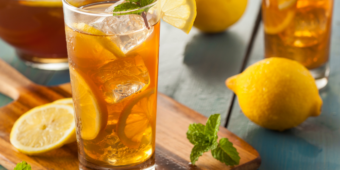 Infusiones frutales: la tendencia que refresca el verano y reinventa el consumo de té en Chile