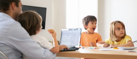 Educar desde el vínculo: la familia como corazón de la educación diferencial