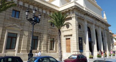 Obra de los fotógrafos chilenos Rocío Aguirre y Camilo Delpin se presenta en la Casa de Iberoamérica